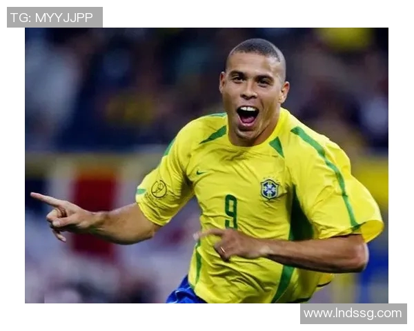 足球球星地位解析:从历史传奇到现代巨星的崛起与影响力分析 足球球星地位解析:从历史传奇到现代巨星的崛起与影响力分析